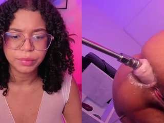 MilaHall live webcam show