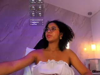 MilaHall's Live Sex Cam Show