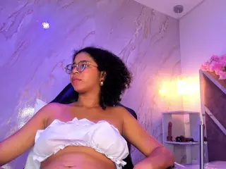 MilaHall's Live Sex Cam Show