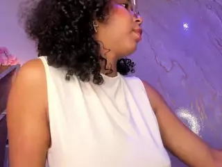 MilaHall's Live Sex Cam Show