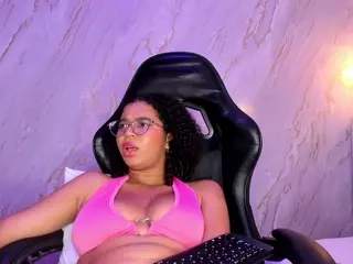 MilaHall's Live Sex Cam Show