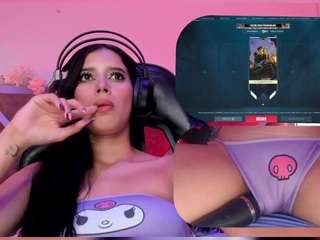 Come in and enjoy me, undress me and take control x3min [139 tokens remaining]