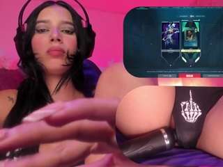 Come in and enjoy me, undress me and take control x3min [199 tokens remaining]