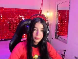 Come in and enjoy me, undress me and take control (60tksx60seg) [195 tokens remaining]