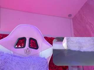 sweetiecloe's CamSoda show and profile