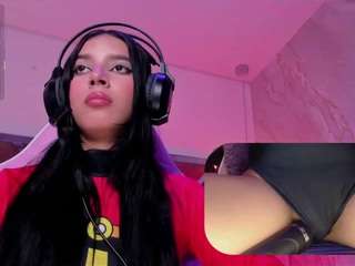 Come in and enjoy me, undress me and take control (60tksx60seg) [199 tokens remaining]