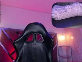 Come in and enjoy me, undress me and take control (60tksx60seg) [199 tokens remaining]