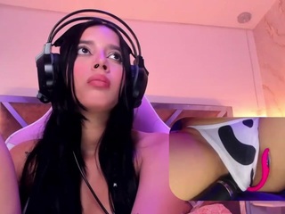 Come in and enjoy me, undress me and take control (60tksx60seg) [164 tokens remaining]