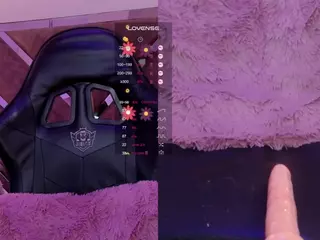SweetieCloe's Live Sex Cam Show