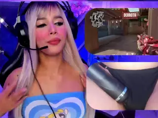 SweetieCloe's Live Sex Cam Show