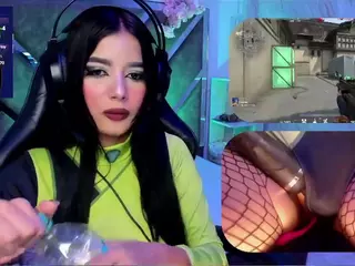 SweetieCloe's Live Sex Cam Show