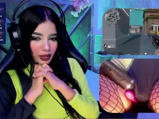 SweetieCloe's Live Sex Cam Show