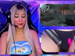 SweetieCloe's Live Sex Cam Show