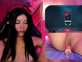 SweetieCloe's Live Sex Cam Show