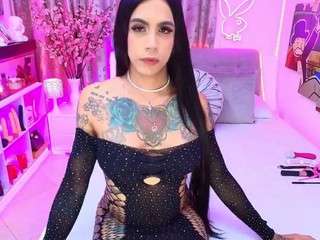 tattoo-baby-xxx Live Webcam on CamSoda