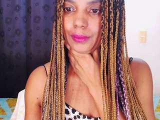 cata-santanaa live webcam show