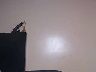 Live webcam model glazedbunzz on Soda Cams