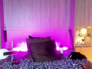 ShannaBond's Live Sex Cam Show