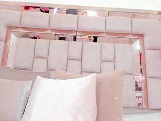 karina-mason Live Webcam on CamSoda