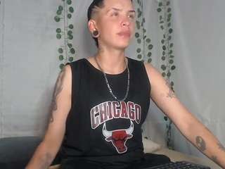 naughtyboyrx webcam