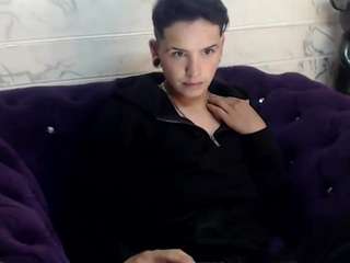naughtyboyrx webcam