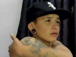naughtyboyrx webcam