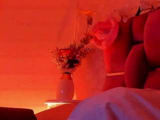 vayoleen Live Webcam on CamSoda