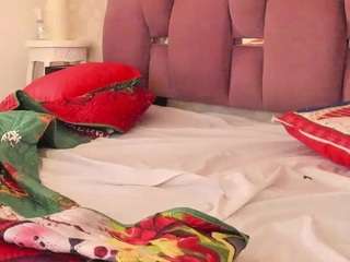 Live webcam model vayoleen on Soda Cams