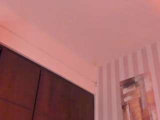 le modèle vayoleen est en webcam porno dans un show sur le site camsoda, il possède les tags suivants: ahegao,small tits,nature,nipple piercings,no drinking,no smoking,orgasm,petite,public,sexy,skinny,solo,lush,spank,squirt,squirter,strip,teen (18+),tiny tits,twerk