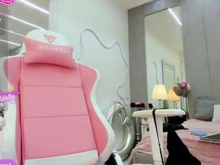 yanamiana Live Webcam on CamSoda