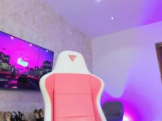 YanaMiana