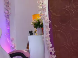 IrisMonn's Live Sex Cam Show