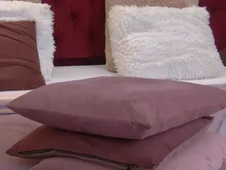IrisMonn's Live Sex Cam Show