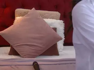 IrisMonn's Live Sex Cam Show