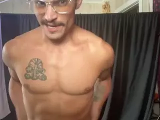 wolfblazer's Live Sex Cam Show