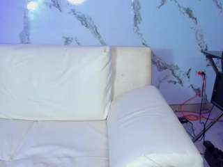 cherryblom Live Webcam on CamSoda