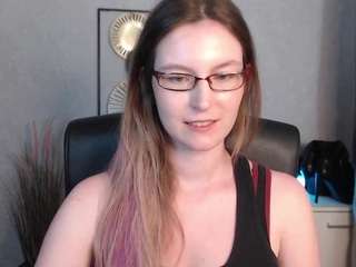 emmatease94 Live Webcam on CamSoda
