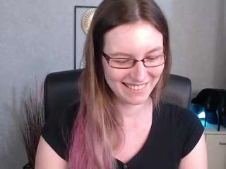 emmatease94 Live Webcam on CamSoda