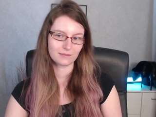 emmatease94 Live Webcam on CamSoda