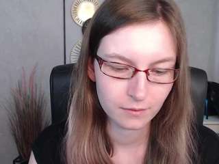 emmatease94 Live Webcam on CamSoda