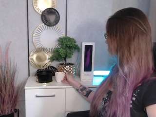 emmatease94 webcam