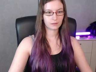 emmatease94 Live Webcam on CamSoda