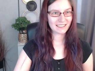 emmatease94 Live Webcam on CamSoda