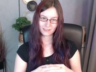 emmatease94 Live Webcam on CamSoda