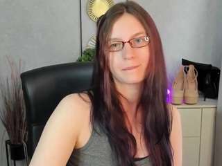 emmatease94 Live Webcam on CamSoda