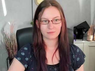 emmatease94 live webcam show