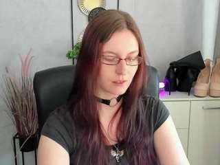 Live cam show with emmaTease94