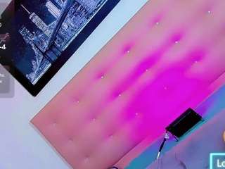 vanessa-hilttom webcam