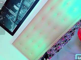 vanessa-hilttom webcam