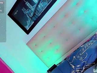 vanessa-hilttom webcam